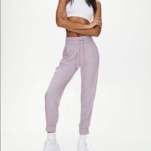 Aritzia Sunday best Grenville pants hazy lilac XS